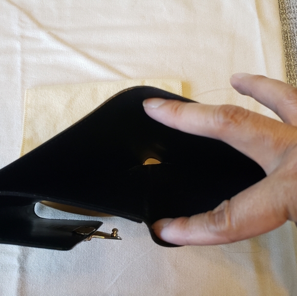 RARE Authentic Louis Vuitton Anouchka Monogram Textured Leather Wallet - Picture 8 of 13